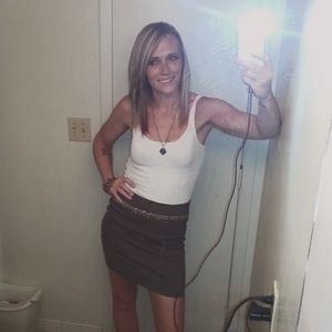 Meet your Posher, Melissa